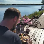 Hotelpension Ewijcksluis 3*