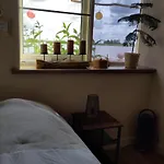 Konukevi Hotelpension Ewijcksluis 3*