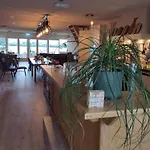 Hotelpension Ewijcksluis 3*