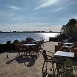 Hotelpension Ewijcksluis Guest house 3*