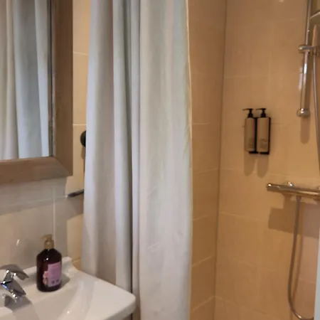 Hotelpension Ewijcksluis 게스트하우스